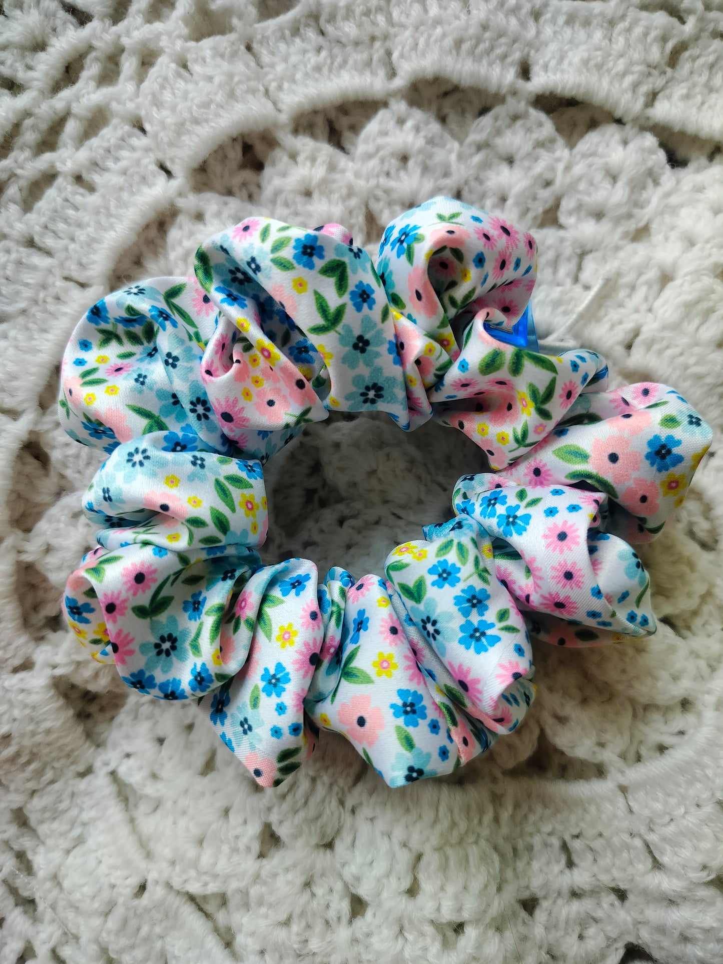 Ditsy Flowers Scrunchie