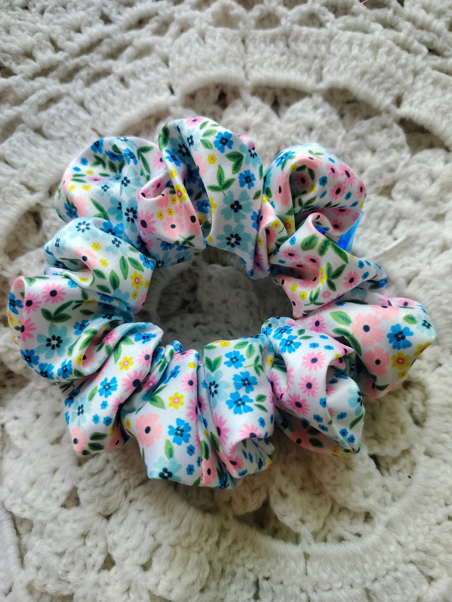 Ditsy Flowers Scrunchie