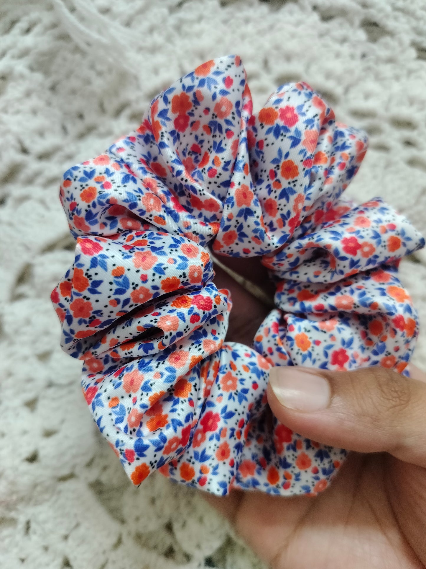 Ditsy Floral Scrunchie