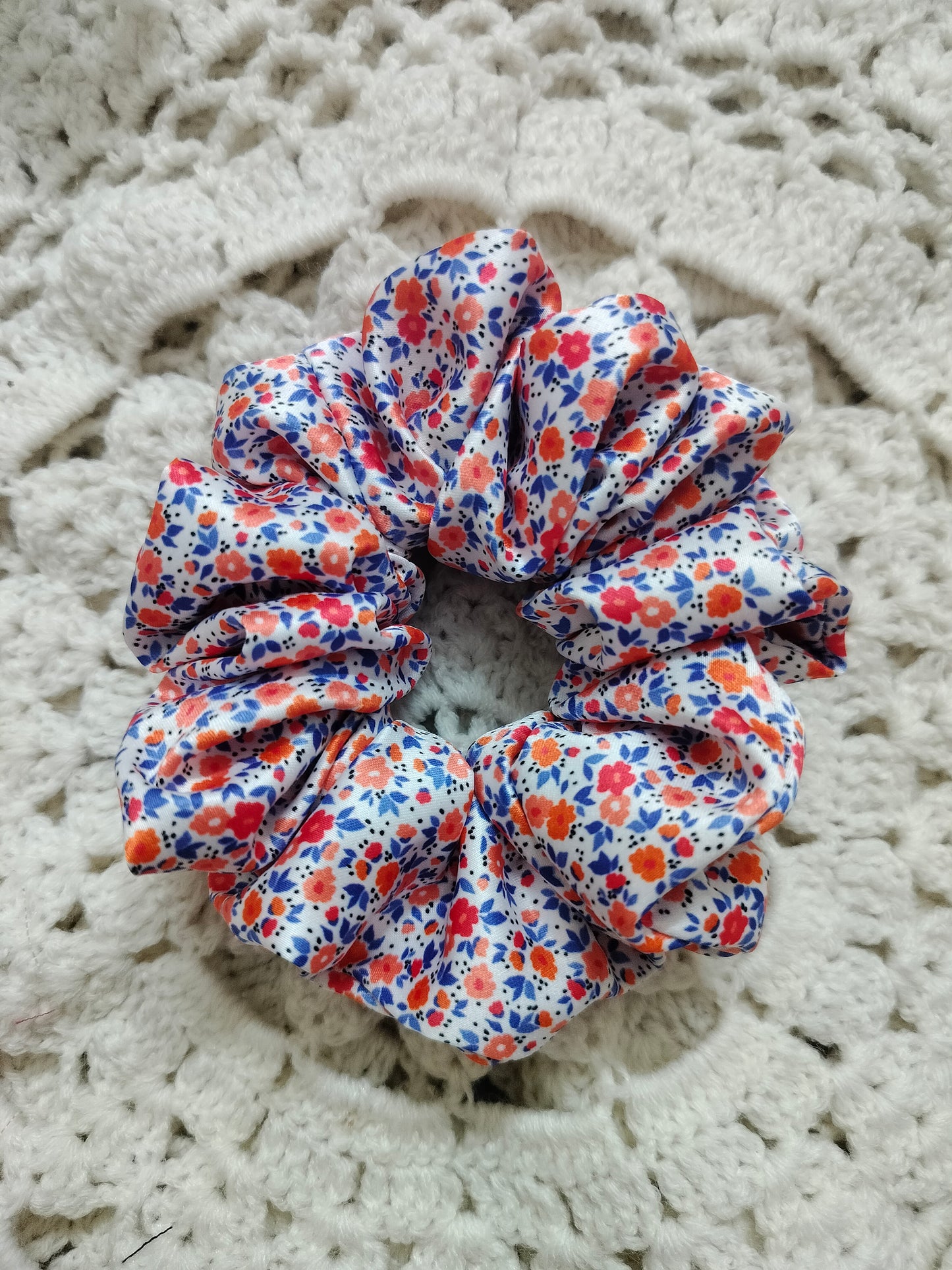 Ditsy Floral Scrunchie