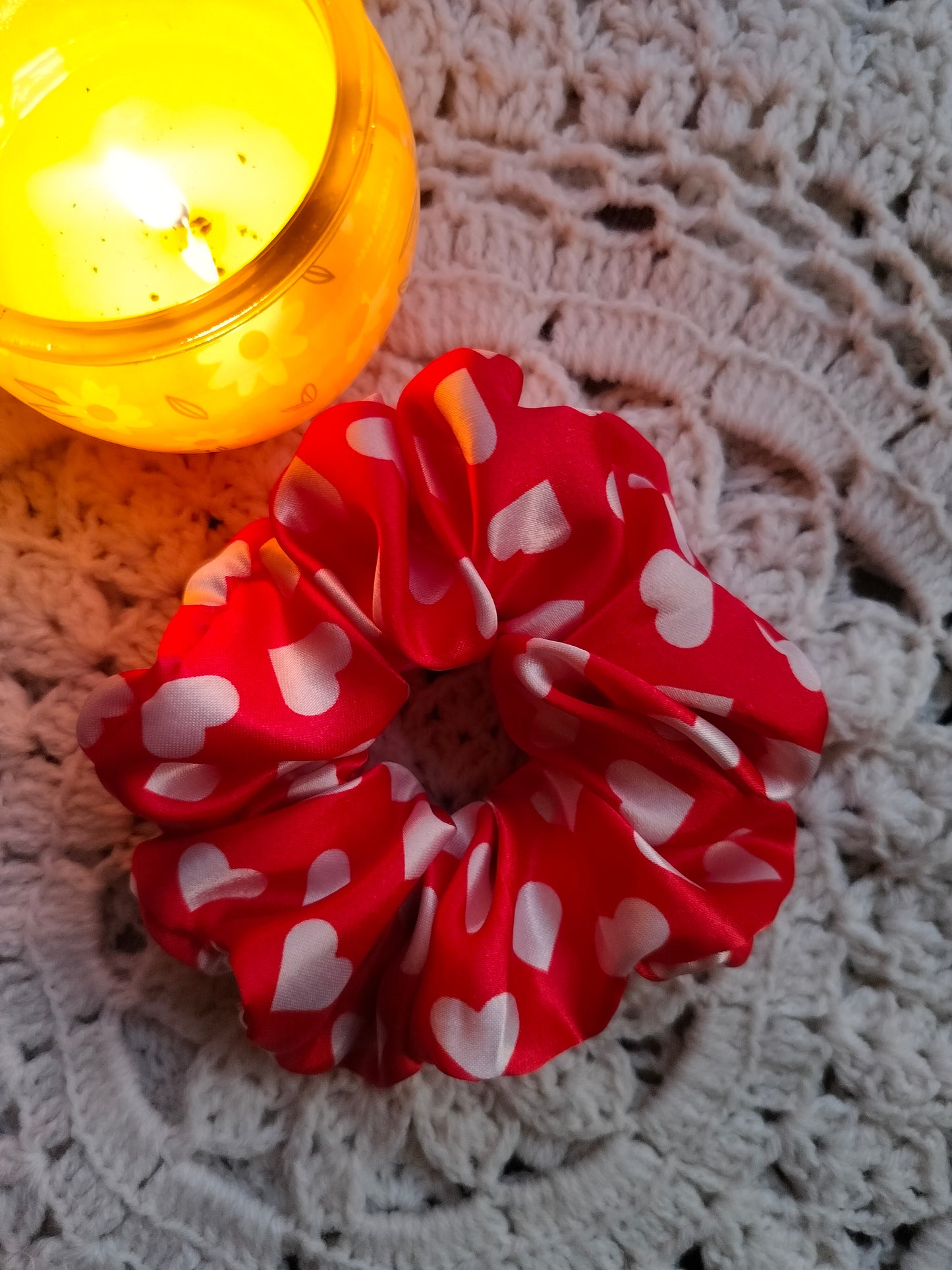 Red-White Hearts Scrunchie