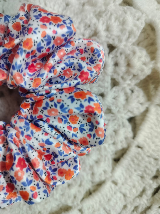 Ditsy Floral Scrunchie